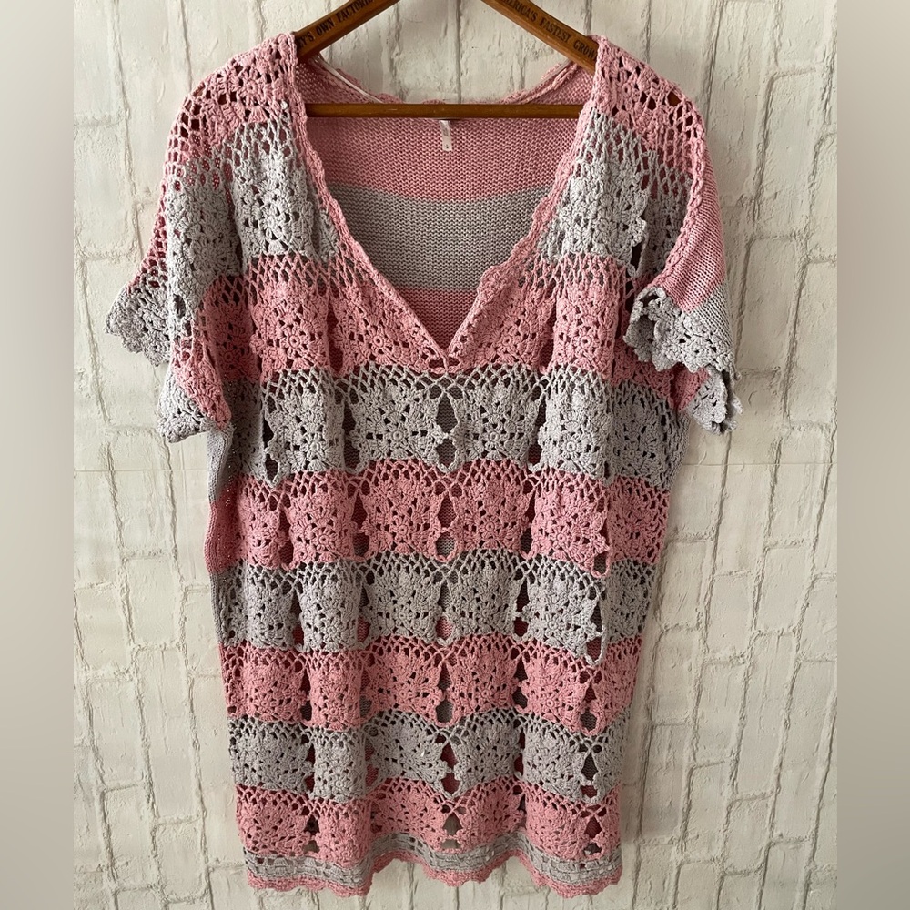 Free People Vintage Peach/Taupe Crochet Sweater L